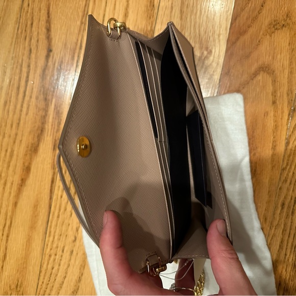 Prada Saffiano Leather Wallet with chain. NEW! - Picture 7 of 10